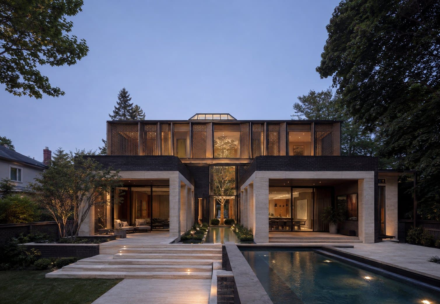 Courtyard House — image 3