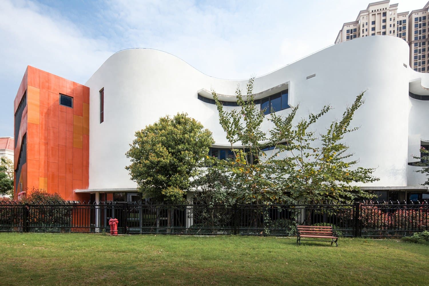 Riverside School Campus — image 3
