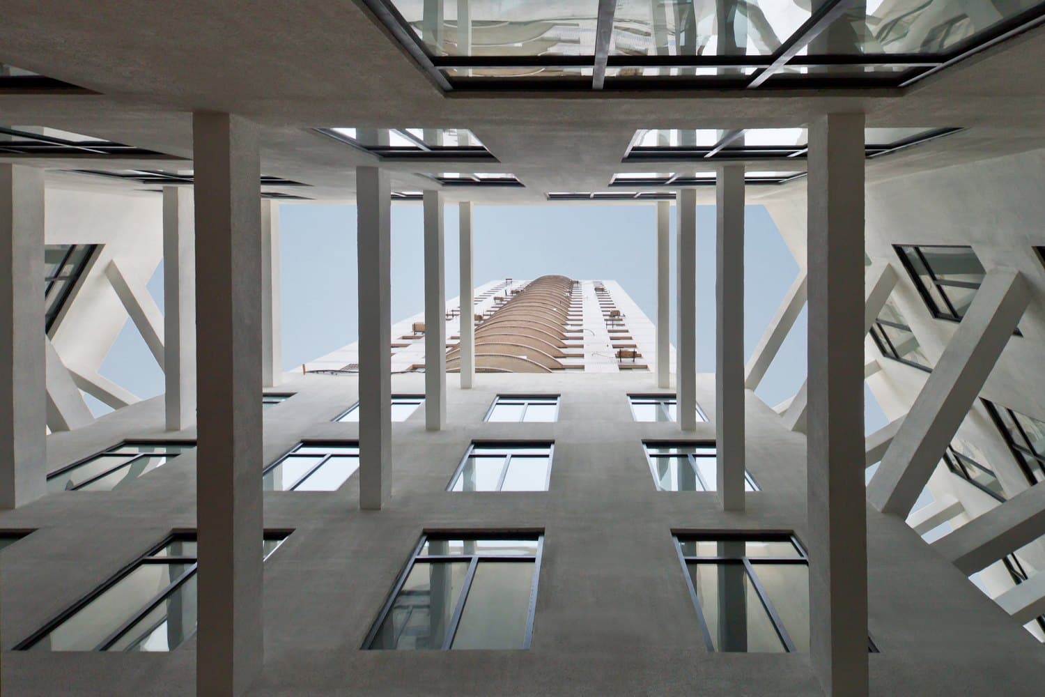 Courtyard Atrium Building — image 3